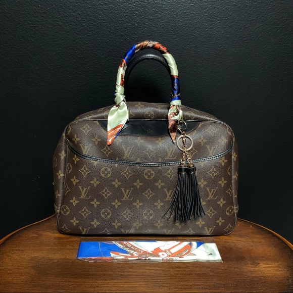 Louis Vuitton Handbags - LOUIS VUITTON • DEAUVILLE